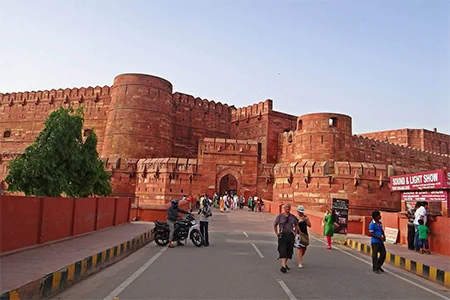 Uttar Pradesh 4 Days Tour By Car